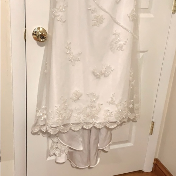 Alfred Angelo wedding dress size 4 - Picture 10 of 14